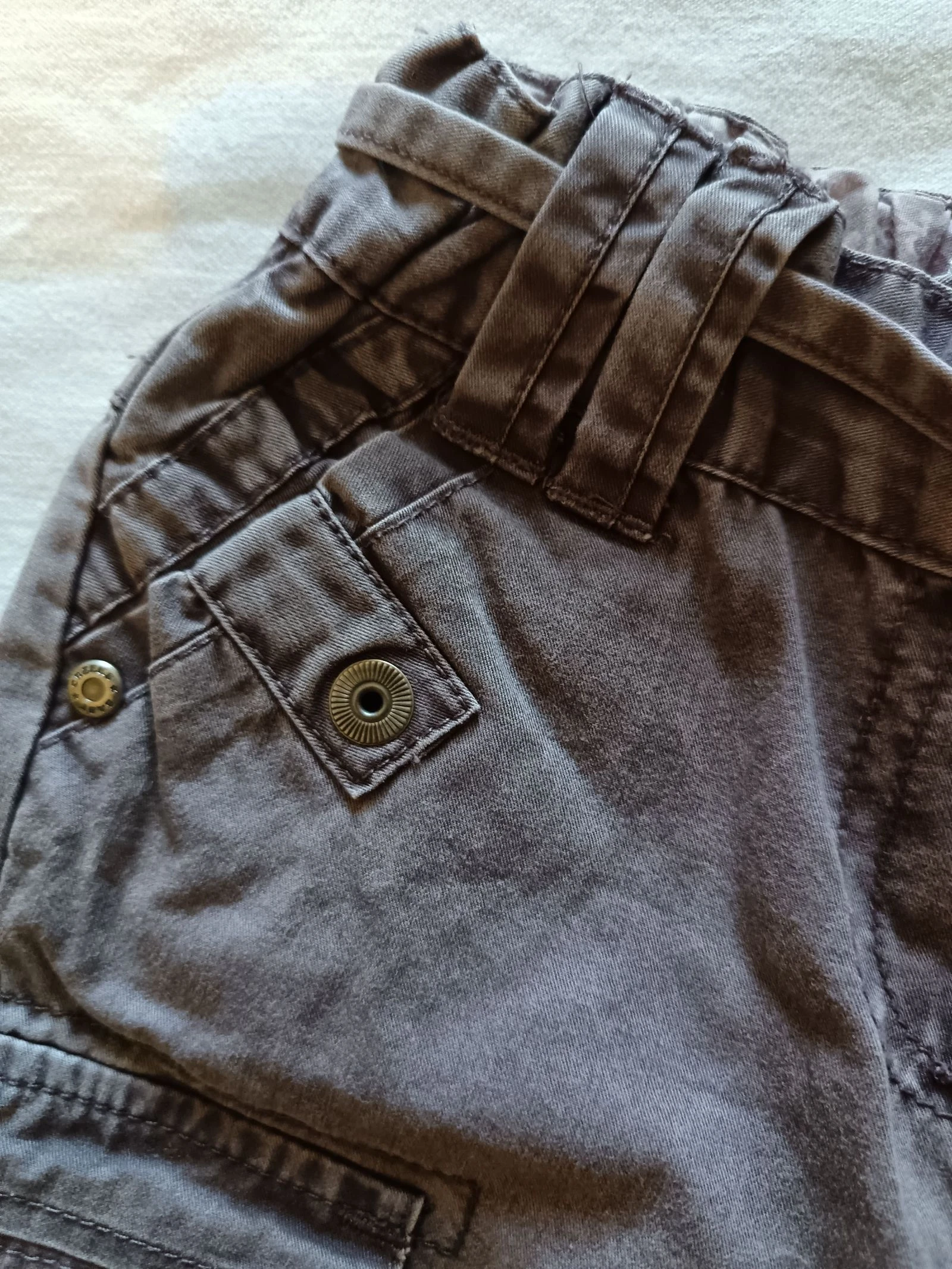 Como nuevo Pantalón Cargo Creeks Baby Gris Violeta 24 Meses – photo 13